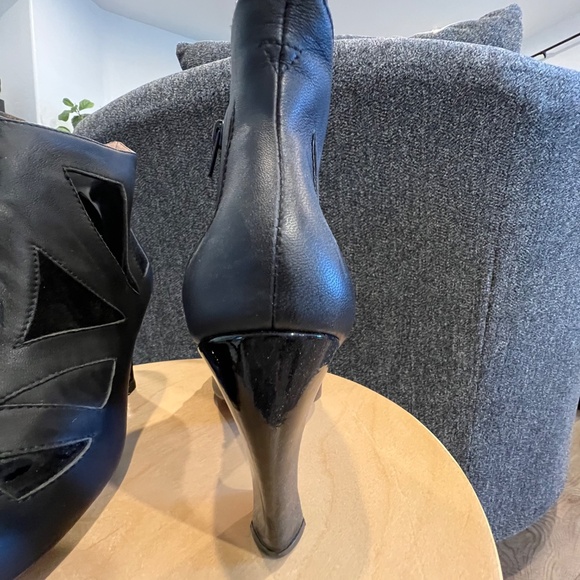 John Fluevog Twist Waltz Geometric Booties - Picture 9 of 14